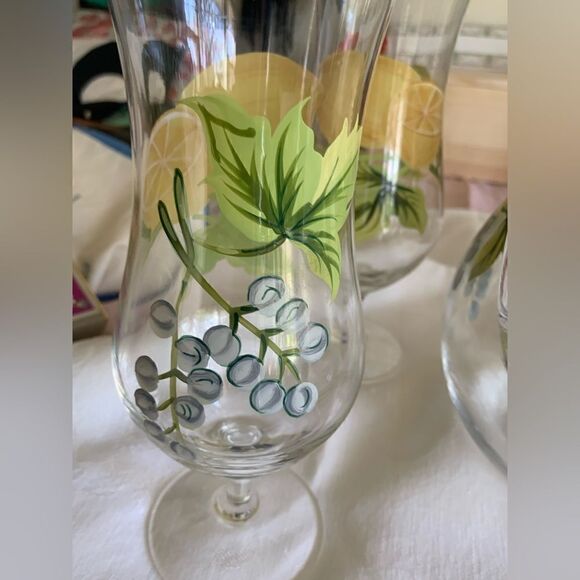 Oneida hand painted glassware - Picture 6 of 11